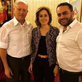 نبيل الرفاعي ينشر صورة مع اللواء ريفي وزوجته.. وصلت؟